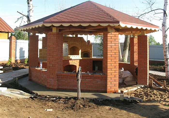 Альтанка для дачі з цегли своїми руками