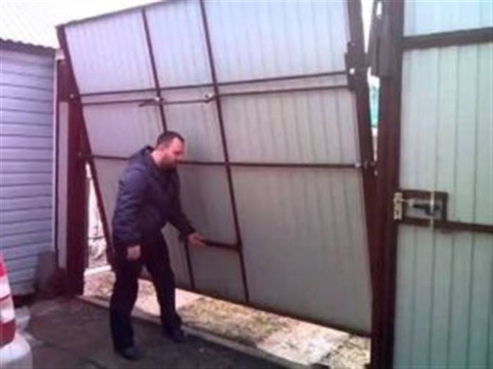 Яка має бути ширина воріт для в'їзду на ділянку