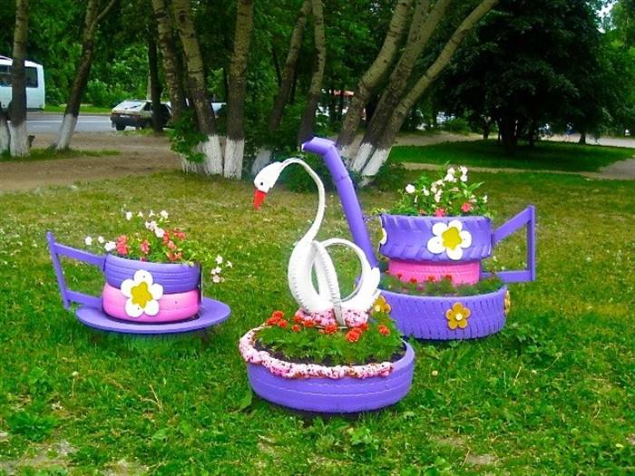 Як зробити клумби з підручних матеріалів на садовій ділянці