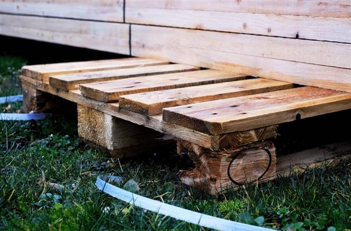 Альтанка з піддонів своїми руками для дачі: порядок дій