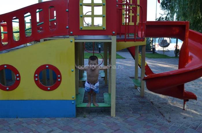 Дитяча гірка своїми руками на дачній ділянці