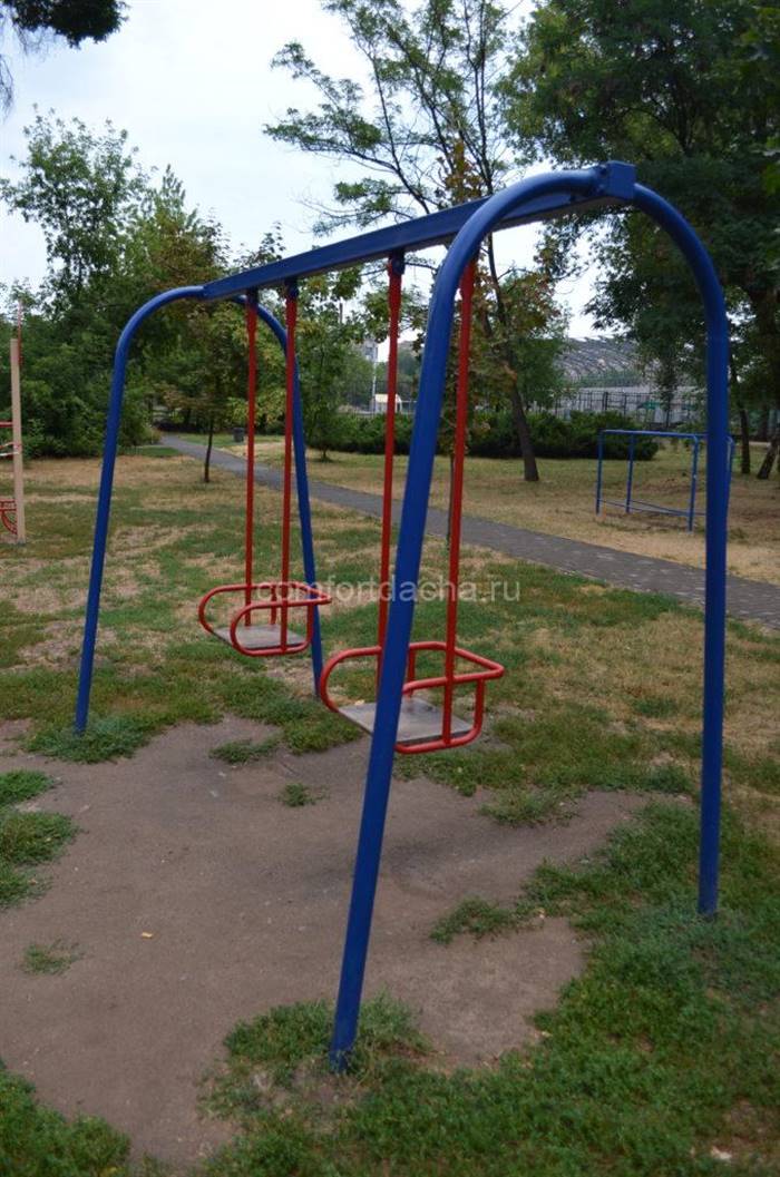 Як зробити на дачній ділянці гойдалки на підшипниках самостійно